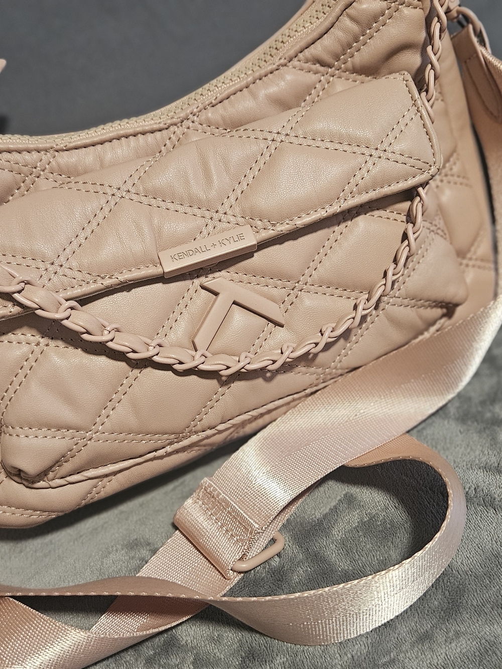 Kendall & Kylie Quilted Leather Crossbody Bag in Nude - Picture 4 of 10